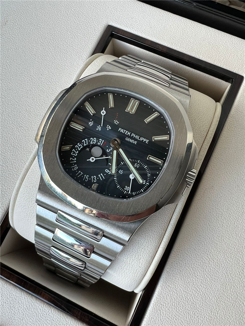 PATEK PHILIPPE 