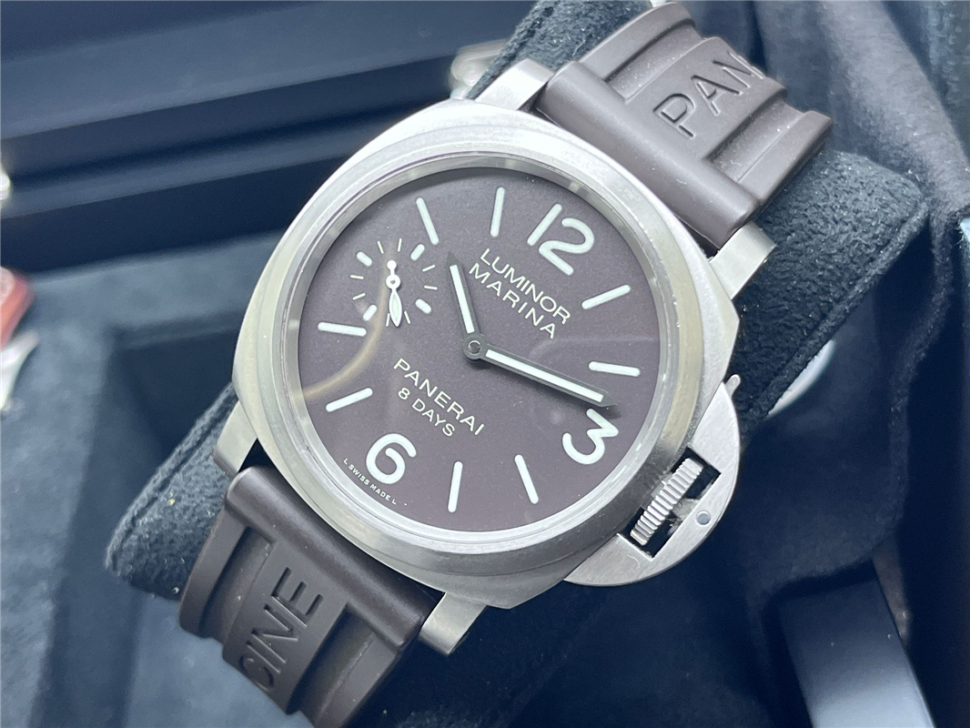 PANERAI 