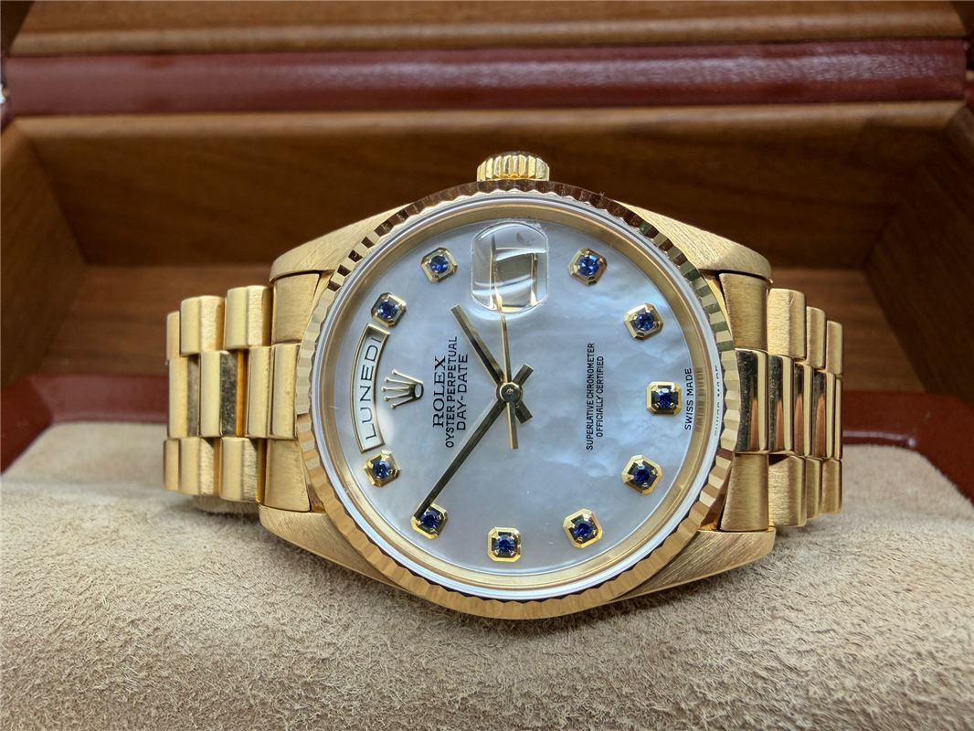 ROLEX 