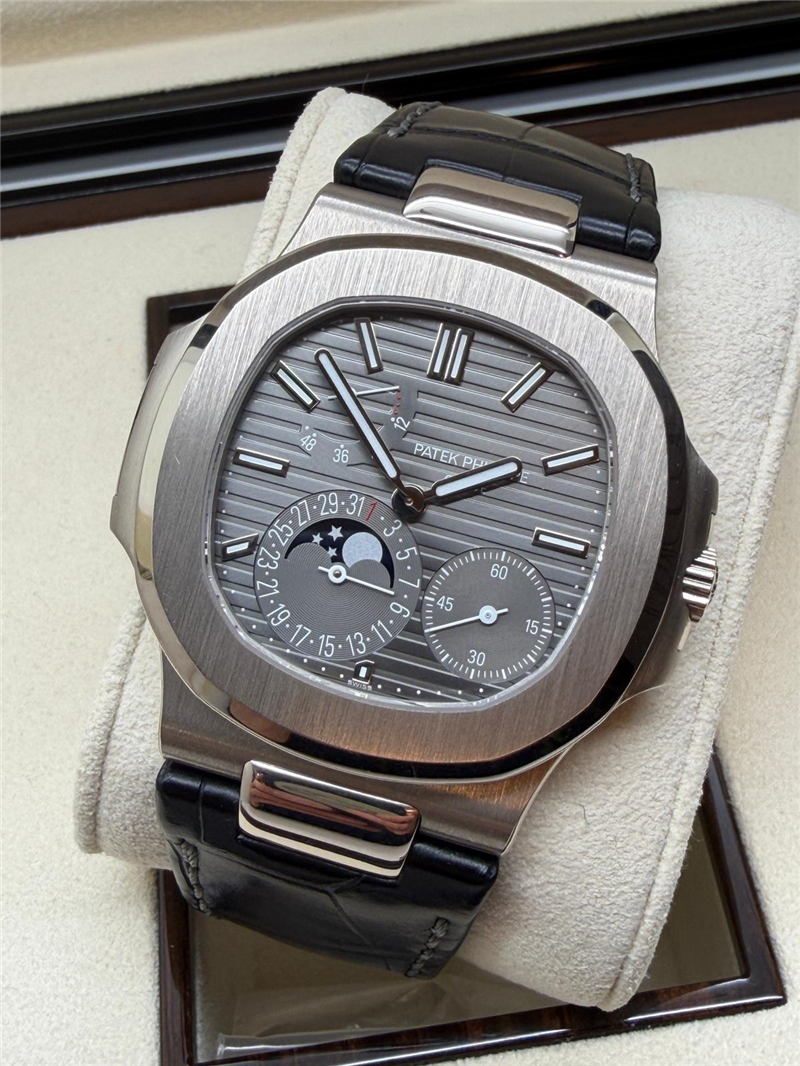 PATEK PHILIPPE 